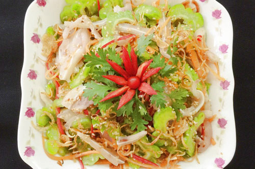 Cách làm nộm mướp đắng tai heo ngon mát giải nhiệt ngày hè