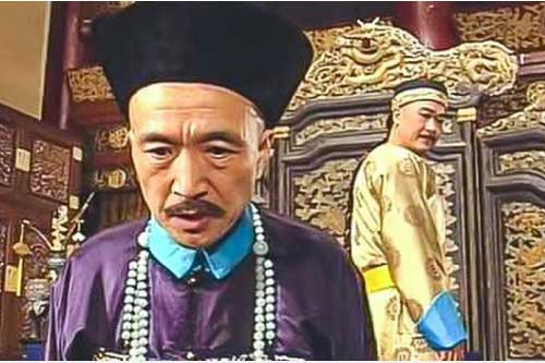 Bị Càn Long ép nhảy sông, "Tể tướng Lưu gù" chỉ đáp lại 1 lời đã khiến Hoàng đế bội phục, ung dung vượt qua cửa tử