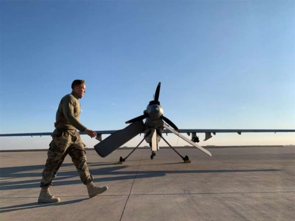 Tổng thống Biden đình chỉ các chiến dịch không kích bằng UAV ngoài vùng chiến có lính Mỹ đồn trú. Ảnh: Getty