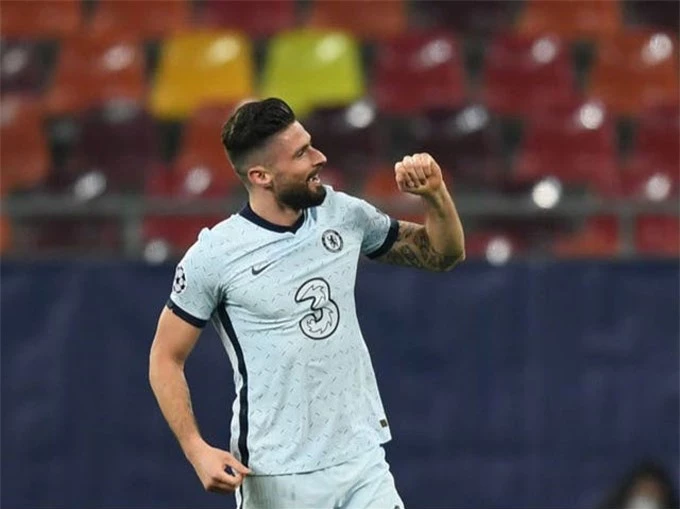 Giroud có thể hữu dụng trước các đối thủ thi đấu lùi sâu