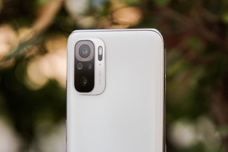 Xiaomi Redmi Note 10 với khả năng chống nước, chip S678, RAM 6 GB, pin 5.000 mAh, sạc 33W, giá 5,49 triệu đồng tại Việt Nam