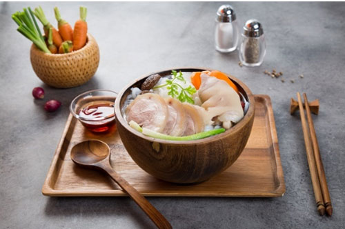 Cách nấu bánh canh giò heo thơm ngon đậm đà