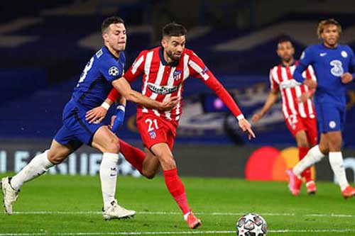 VAR làm ngơ, Chelsea may mắn không bị thổi 11m trước Atletico