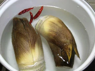 Mẹo hay khử độc và khử đắng của mắng tươi, cả nhà yên tâm thưởng thức