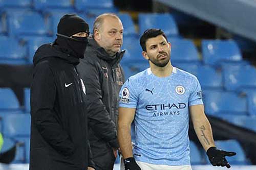 Aguero nhắm đến Chelsea nếu rời Man City