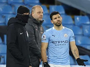 Aguero nhắm đến Chelsea nếu rời Man City