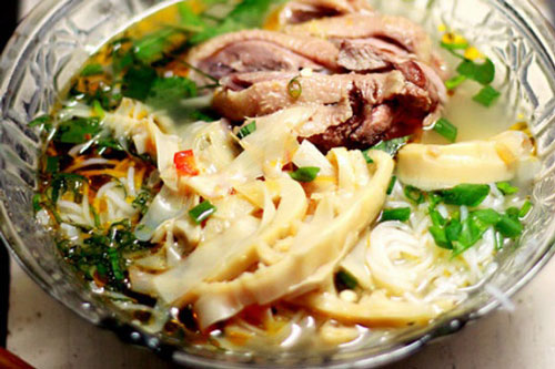 Cách nấu vịt xáo măng tại nhà đơn giản nhất, đảm bảo không hôi