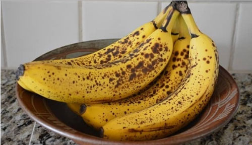 Chuối bình thường đã tốt, khi chín có đốm đen lại càng quý hơn