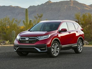 Honda CR-V bỏ xa Toyota Camry về doanh số