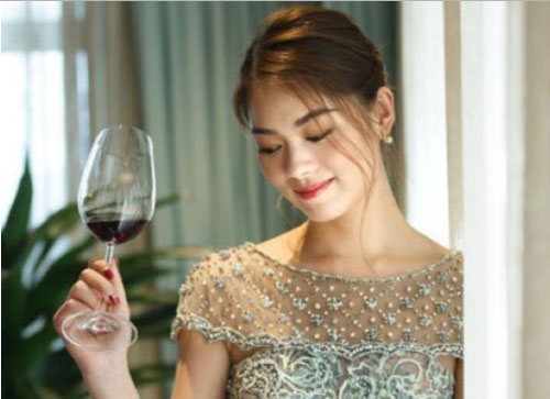 3 kiểu phụ nữ kém hấp dẫn nhất trong mắt đàn ông là ai?