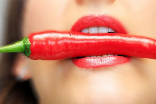 Mẹo đánh bay cảm giác bị cay ớt trong vòng 2 giây, mẹ nào không biết hối hận cả đời