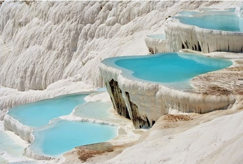 Khám phá top 10 kỳ quan thiên nhiên ít được biết đến của thế giới