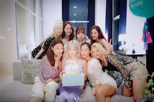 Sao Hàn bật mí mẹo giảm cân để có vóc dáng mảnh mai