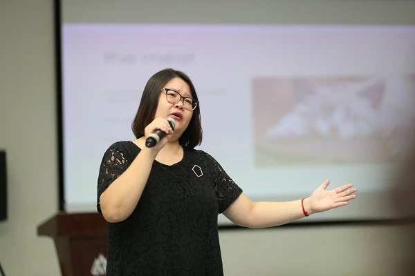 Kay Nguyễn, Giảng viên khóa học Show Don’t Tell khẳng định đây sẽ là khóa học mà các học viên có thể học hỏi lẫn nhau và kết nối, tạo nên một cộng đồng sáng tạo.