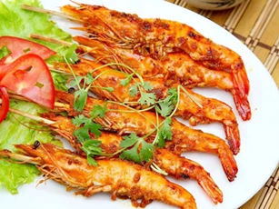Cứ tưởng tôm bổ dưỡng giúp tăng chiều cao cho con, nhưng mẹ cho con ăn kiểu này hối hận cả đời