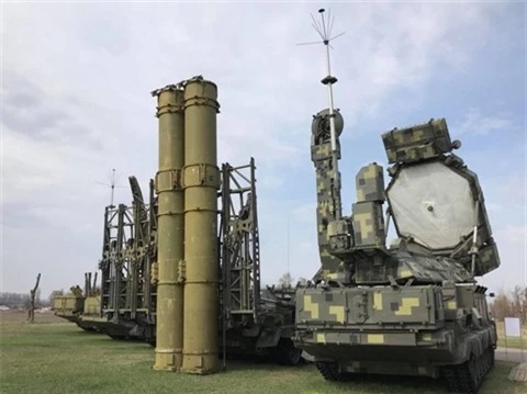 Cuoc tan cong Donbass cua Ukraine duoc 'che phu' boi S-300V1