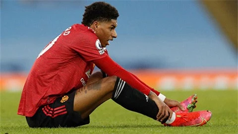  Ole Solskjaer xác nhận Man United mất Marcus Rashford sau trận thắng Milan