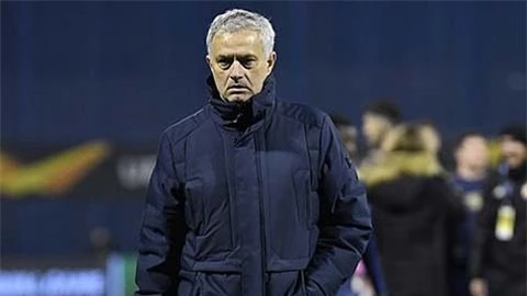  Mourinho trở thành HLV dễ bị sa thải nhất Ngoại hạng Anh