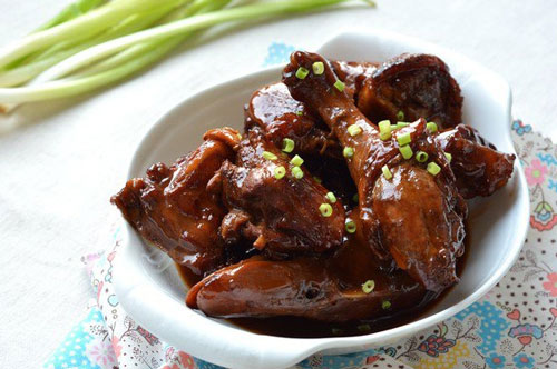 Thịt vịt kho với loại nước này vừa hết sạch mùi hôi lại thơm mềm nức mũi, "bay" hết cả nồi cơm