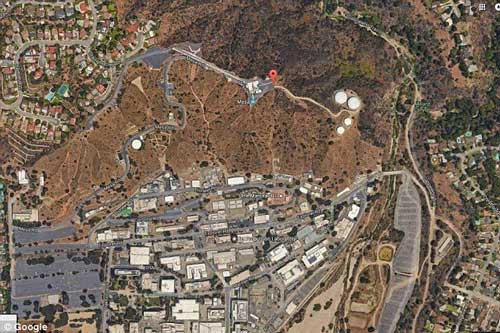 Người ngoài hành tinh ghé thăm phòng thí nghiệm của NASA?