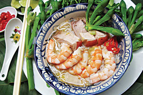 Cách làm bún nước lèo tuyệt ngon cho bữa sáng