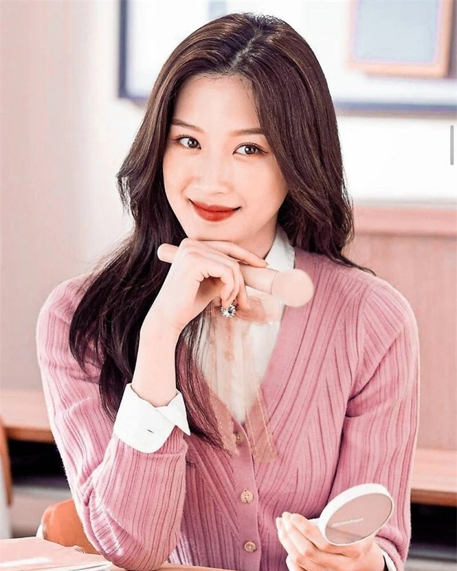 26 nữ diễn viên đẹp nhất Hàn Quốc do người hâm mộ bình chọn - ảnh 14
