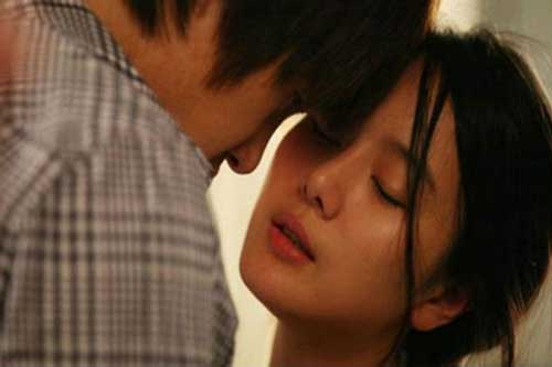 Lén lút 'giải tỏa' với anh hàng xóm đẹp trai, cô vợ bàng hoàng khi biết sự thật