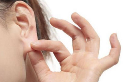 Dấu hiệu ở tai "âm thầm" cảnh báo cơ thể có có bệnh, hãy đi khám ngay tức khắc