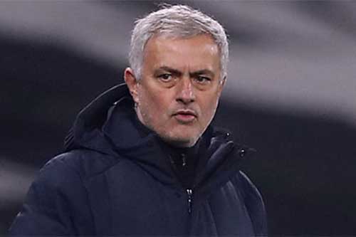 Tottenham phải chi bao nhiêu tiền nếu sa thải HLV Jose Mourinho?