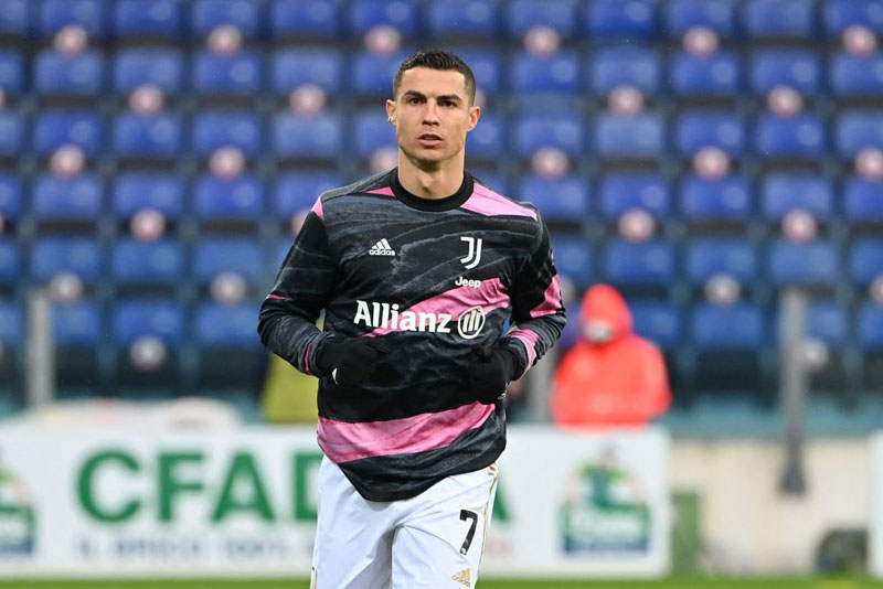 Ký hợp đồng từng năm một, giải pháp để Real tái hợp CR7