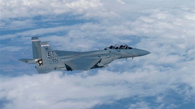 Không quân Mỹ tiếp nhận ‘Đại bàng thép’ F-15EX đầu tiên - ảnh 8