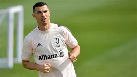 Ký từng năm một, giải pháp để Real tái hợp CR7