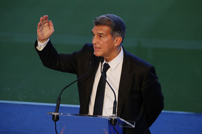 Laporta hé lộ 6 mục tiêu trong mùa Hè của Barca