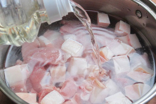 Chế biến thịt lợn theo cách này bạn đang tự 'rước' bệnh nguy hiểm vào người