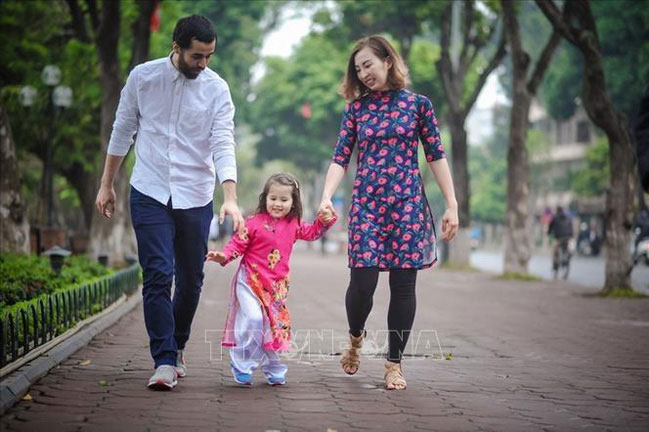 Việt Nam tăng 4 bậc trong xếp hạng các nước hạnh phúc nhất thế giới, đứng đầu Đông Nam Á