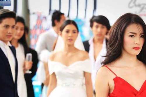 Người yêu phụ bạc đi cưới tiểu thư nhà giàu, tôi tặng cho họ 'món quà' ngày trọng đại