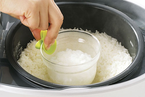 Mẹo nấu cháo ngon lại nhanh nhừ cho trẻ ăn