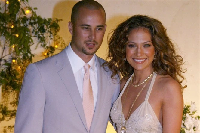 7 người đàn ông bước qua đời Jennifer Lopez trước bồ trẻ Alex Rodriguez là ai? - ảnh 6