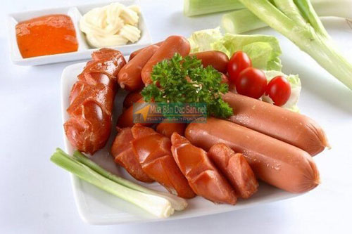 Những thực phẩm mẹ tuyệt đối không nên cho con ăn