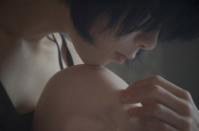 Đơn đã ký, nhà đã chia, va li đã xếp, mời anh bước