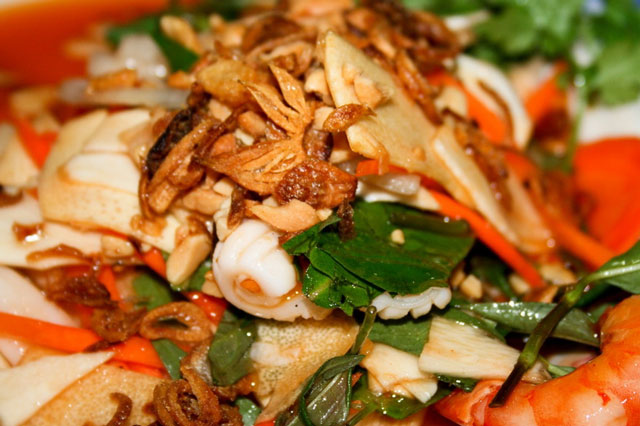 Món ăn đậm chất đậm tình Bến Tre: Mộc mạc củ hũ dừa