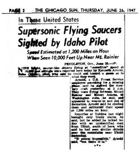 Trong số ra ngày 26.6.1947, tờ báo Chicago Sun dùng từ 'đĩa bay' (flying saucer) để mô tả về vụ Kenneth Arnold nhìn thấy UFO. Trong số ra ngày 26.6.1947, tờ báo Chicago Sun dùng từ 'đĩa bay' (flying saucer) để mô tả về vụ Kenneth Arnold nhìn thấy UFO.