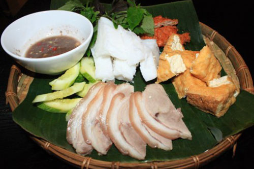 Tuyệt chiêu giảm mùi nồng của mắm tôm cực hiệu quả