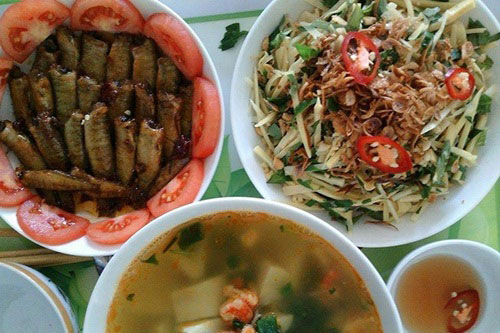 Trong mùa dịch khó khăn, đây là 30 thực đơn đủ dinh dưỡng cho mâm cơm gia đình với giá siêu tiết kiệm