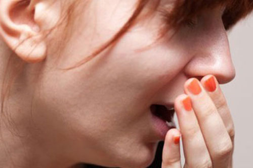 Thói quen gây ung thư thanh quản quá nhiều người mắc mà không hay