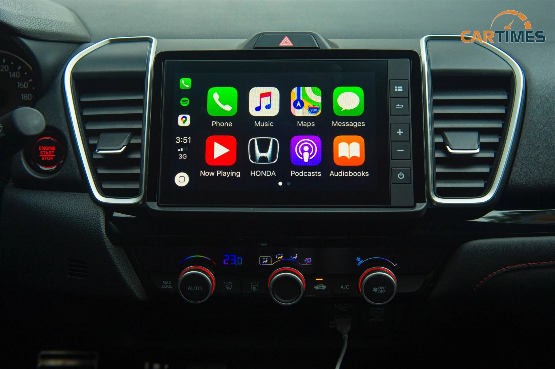 Màn hình giải trí 8 inch kết nối Apple Carplay và Android Auto