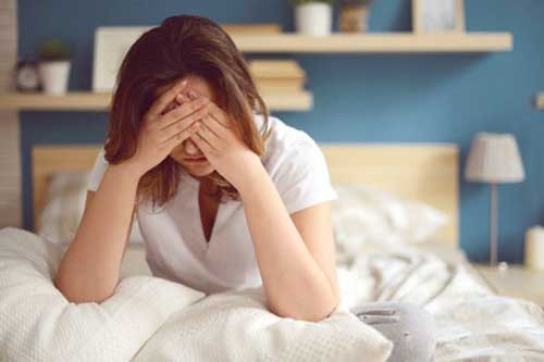 Phát hiện bí mật 'động trời' trong vali của chồng sau chuyến công tác