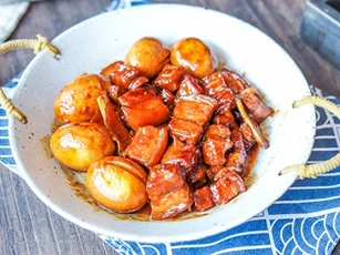 Không cần nước hàng, kho thịt trứng kiểu này mềm ngon, màu đẹp đưa cơm ầm ầm