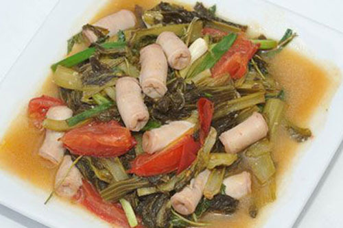 Lòng non xào dưa chua giòn ngon, không bị đắng ai ăn cũng thích