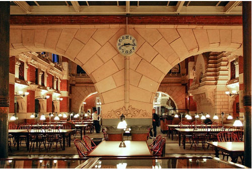 Ghé thăm 15 thư viện đại học đẹp nhất trên khắp thế giới